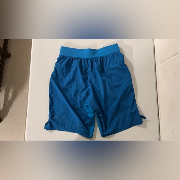 Lululemon T.H.E. Short 9" - Picture 2 of 4